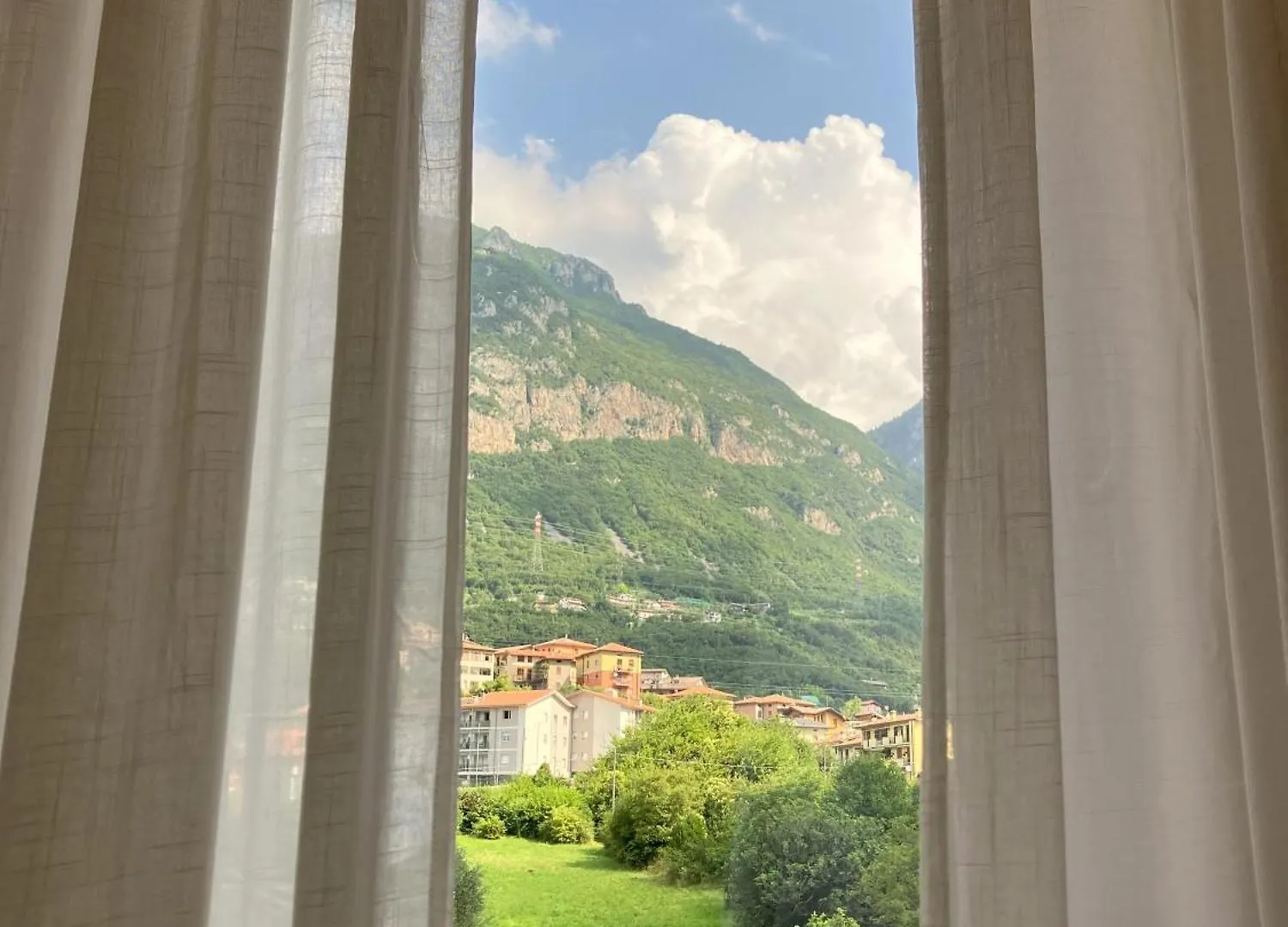 Top Stay - Lakes, Mountains, Valley & More Costa Volpino Italie